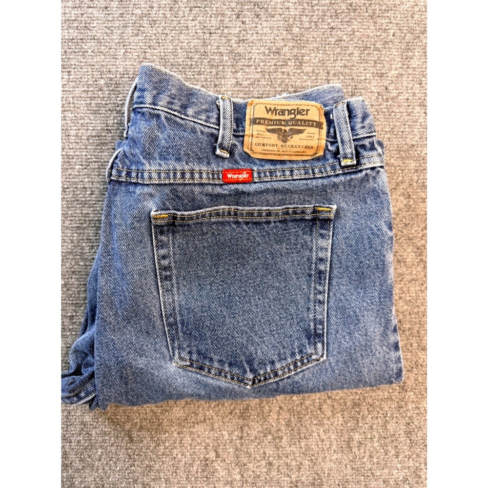Wrangler Mens 36x30 Blue Jeans Premium Quality Straight Leg Workwear Denim
